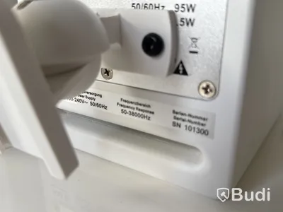 1 par canton högtalare inkl. Väggfäste
