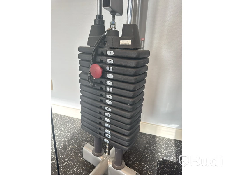 Multimaskin med ställbar bänk Body-solid