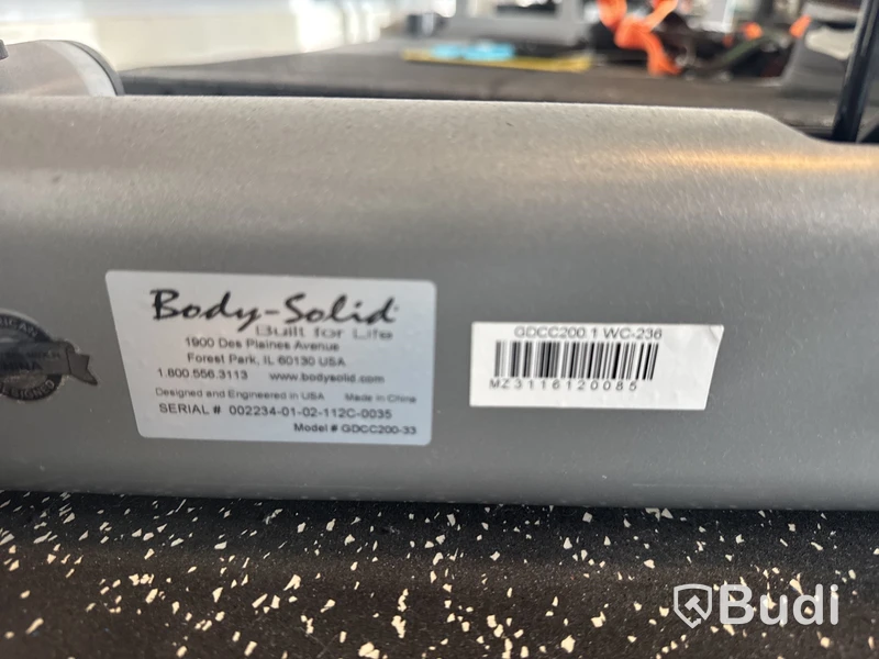 Multimaskin med ställbar bänk Body-solid