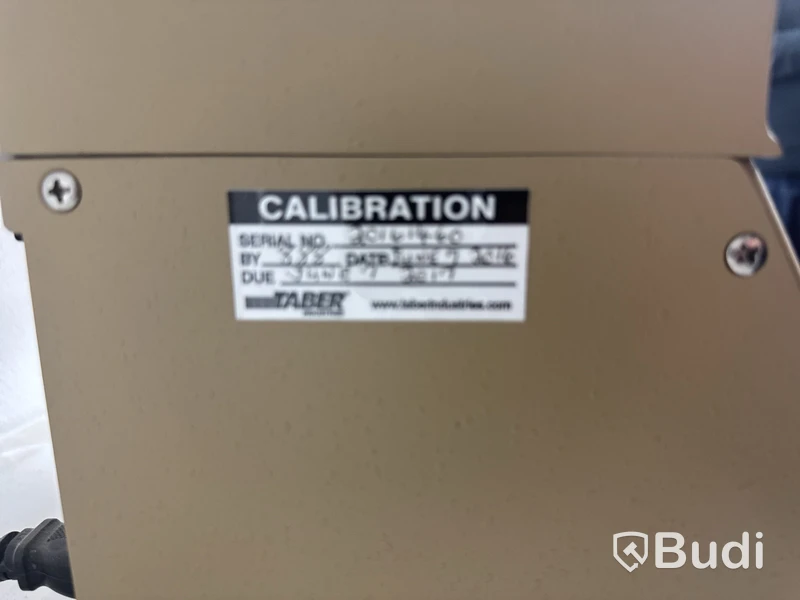 Nötningsmaskin/testare inom lackarbeten Taber 5750 linear abraser