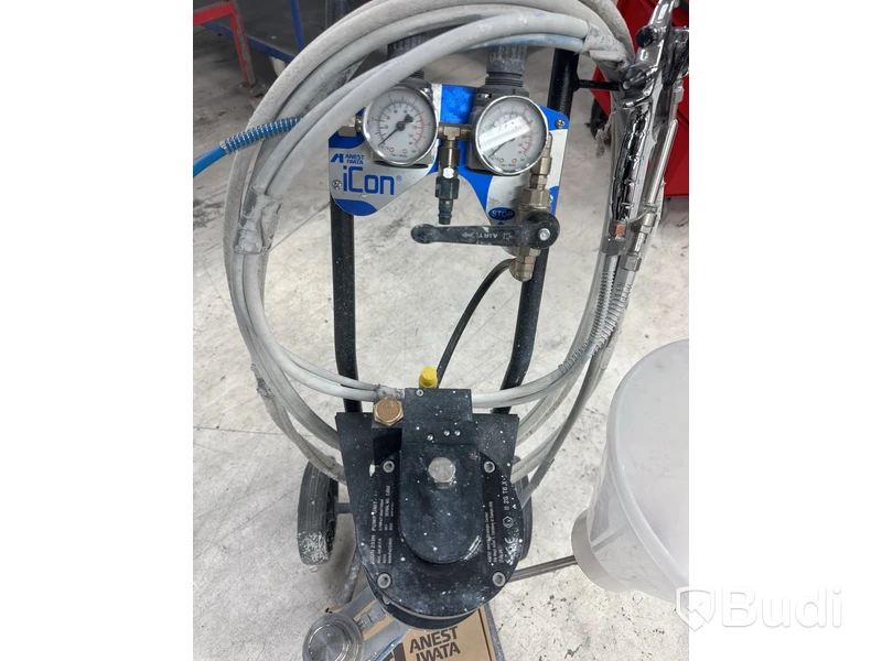 Iwata airmix pump med sprutpistol