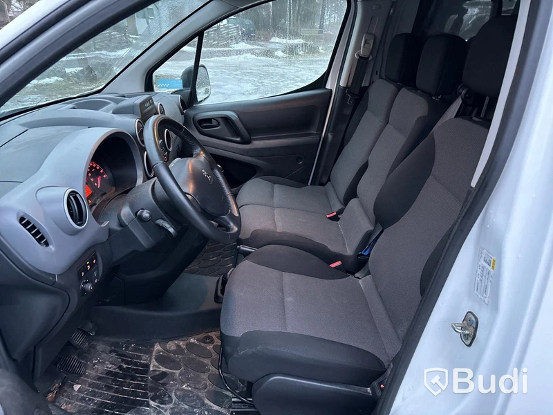 Peugeot Partner 1.6 BlueHDI Skåp (100hk) -2017 (6000mil)
