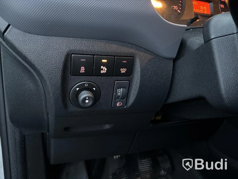 Peugeot Partner 1.6 BlueHDI Skåp (100hk) -2017 (6000mil)