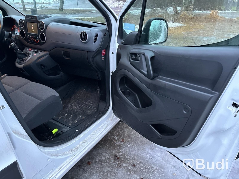 Peugeot Partner 1.6 BlueHDI Skåp (100hk) -2017 (6000mil)
