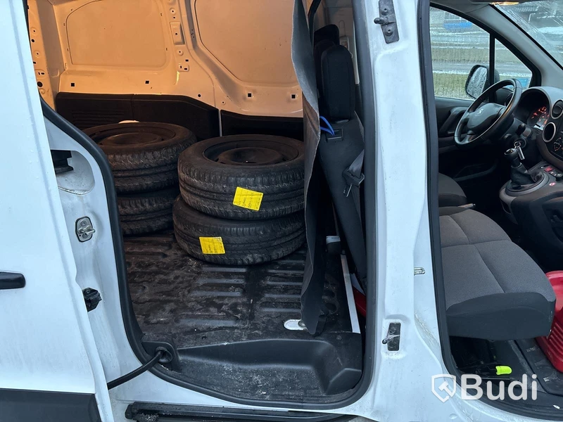 Peugeot Partner 1.6 BlueHDI Skåp (100hk) -2017 (6000mil)