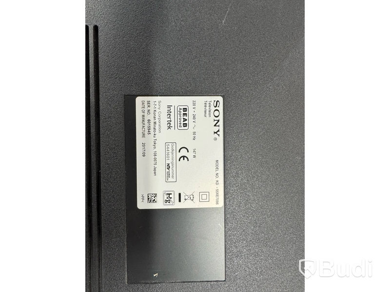 4 st. display skärmar Sony Bravia för väggmontering samt tv-wall controller