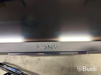 4 st. display skärmar Sony Bravia för väggmontering samt tv-wall controller