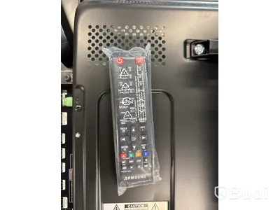 4 st. display skärmar Samsung med väggstativ