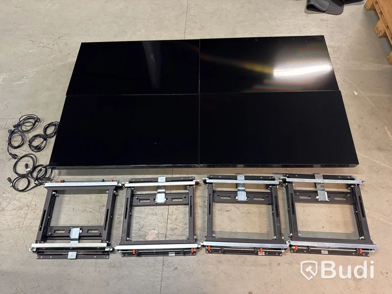 4 st. display skärmar Samsung med väggstativ