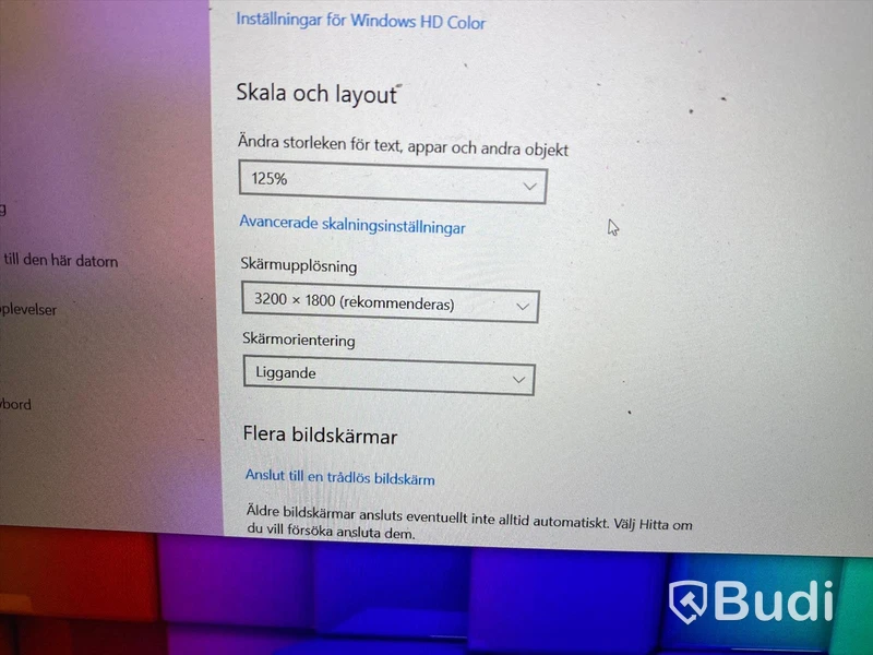 Laptop Dell XPS 13, högupplöst touchskärm 3200x1800, Core I7, 16 GB RAM, 500 GB SSD. Ink USB-C laddare. OBS batteri trasigt. Funkar inte utan strömsladd i.