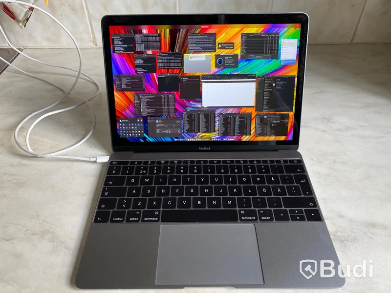 Macbook 12, 2016, 512 GB SSD, Intel Core 1, 3 m7, 8 GB RAM