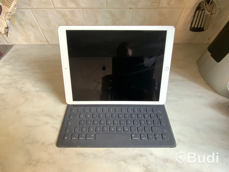 IPAD Pro 12,9 256 GB, 4G och WIFI ink tangentbord