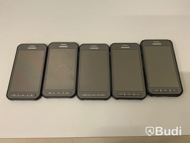 5st Samsung Galaxy Xcover 3 utan laddare