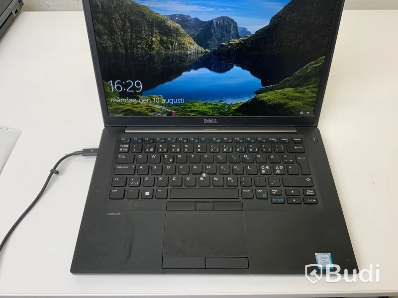 Dell Latitude 7480 8 GB DDR4 RAM, Core I5, 256 GB SSD, 14 tum ink USB-C laddare
