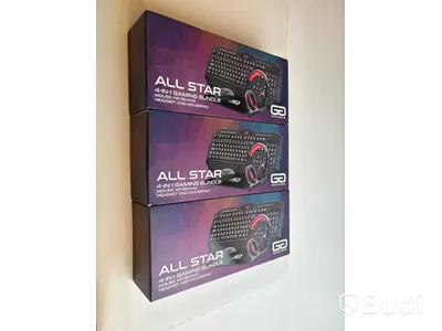 Parti med diverse gamingtillbehör