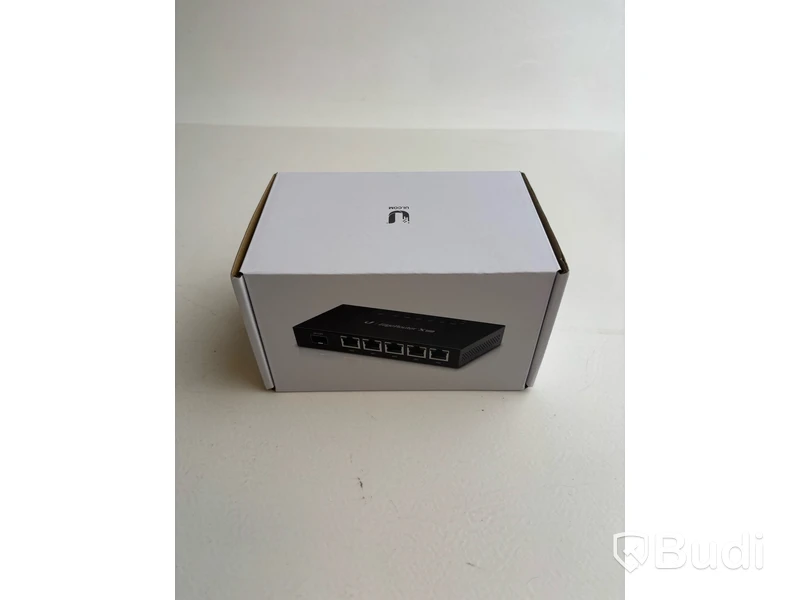 Parti med diverse tillbehör Ubiquiti