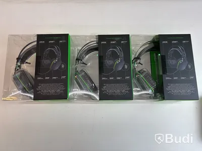 Parti med diverse tillbehör Razer och Corsair