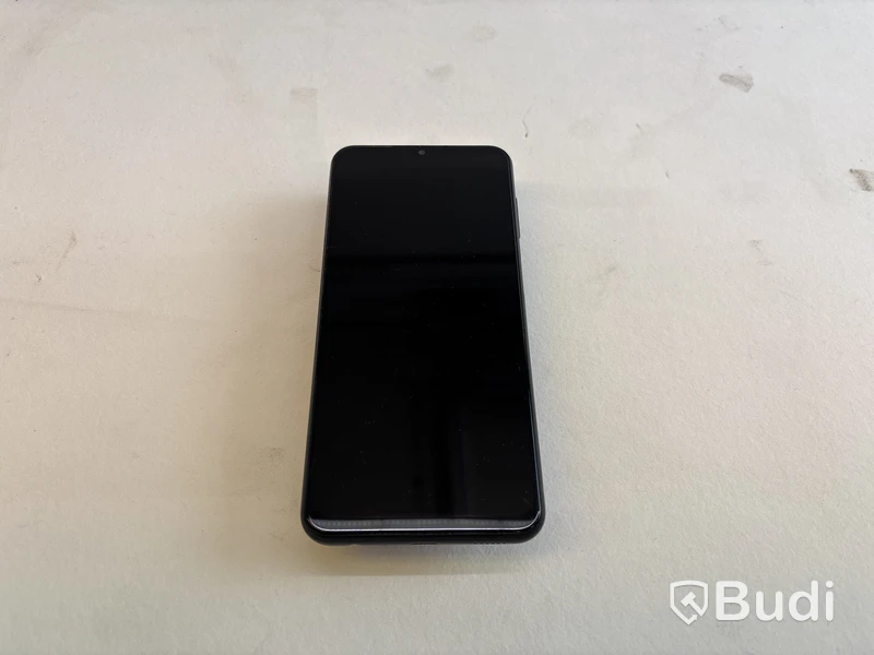 Mobil Samsung Galaxy A13 64GB grå. Obs! Repad skärm.