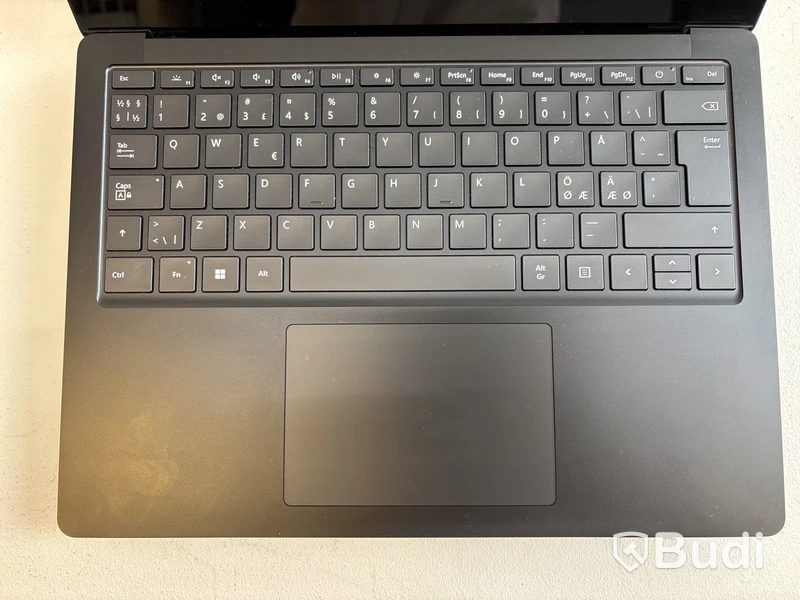 Dator Microsoft Surface Laptop 4. Obs! Inget OS