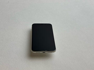 Mobil Apple iPhone 11