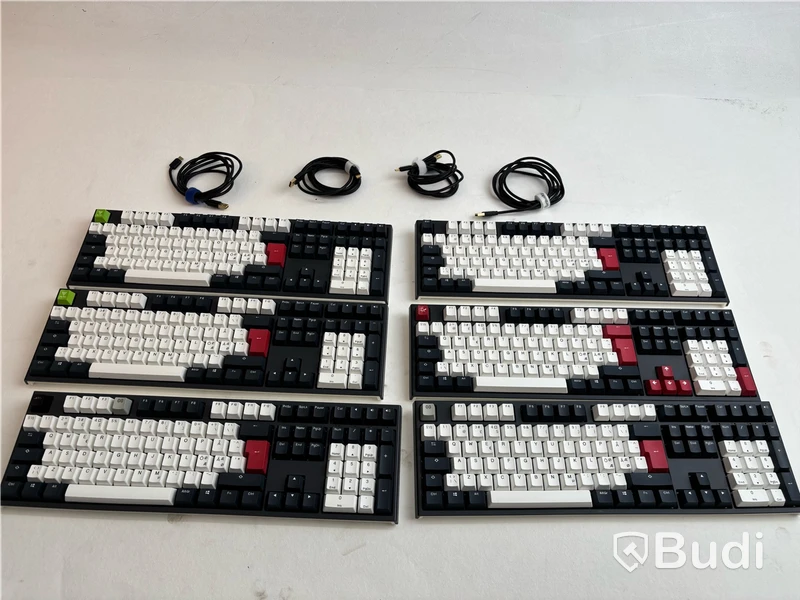 6 st. Ducky One 2 Tuxedo – Mekaniska Tangentbord (Full Size)