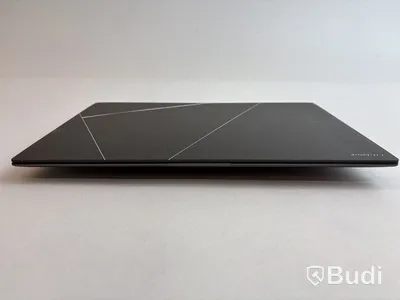 Bärbar dator Asus Zenbook S 16 UM5606 16 tum. Obs! Inget OS