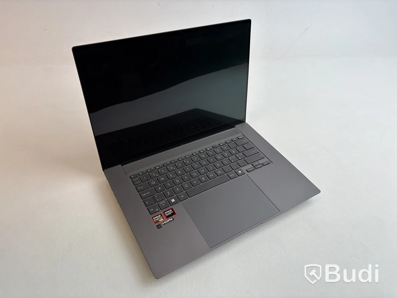 Bärbar dator Asus Zenbook S 16 UM5606 16 tum. Obs! Inget OS