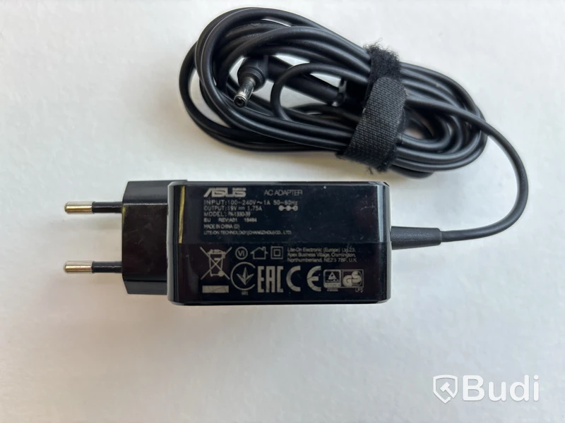 Bärbar dator Asus E406M. Obs! Inget OS