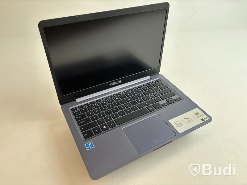 Bärbar dator Asus E406M. Obs! Inget OS