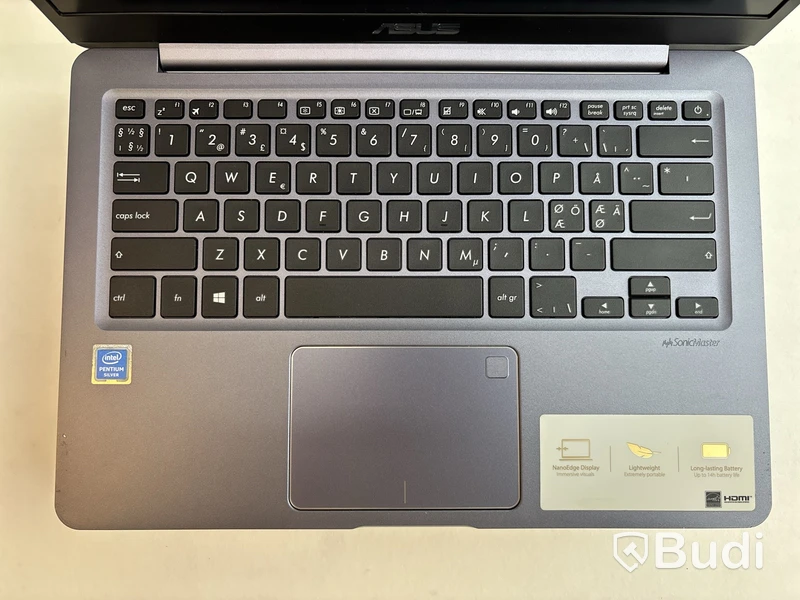 Bärbar dator Asus E406M. Obs! Inget OS