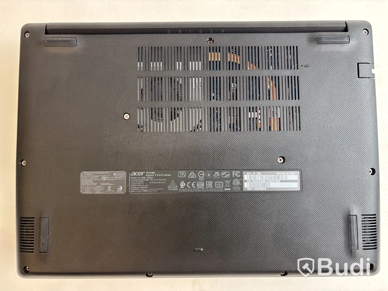 Bärbar dator Acer Aspire 3. Obs! Inget OS