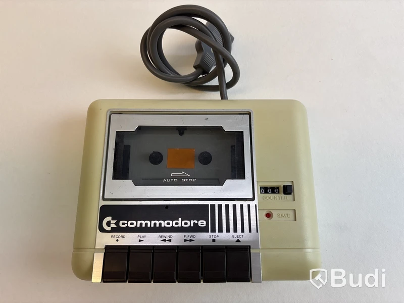 Dator Commodore 64C PC inkl. Commodore 1541 diskette och Commodore Datasette
