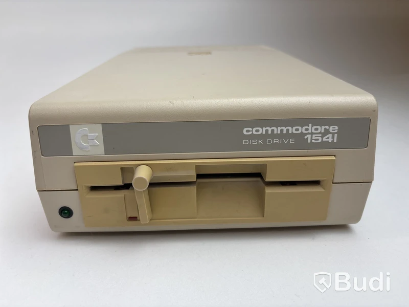 Dator Commodore 64C PC inkl. Commodore 1541 diskette och Commodore Datasette