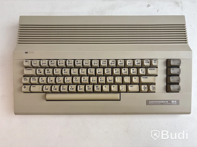 Dator Commodore 64C PC inkl. Commodore 1541 diskette och Commodore Datasette