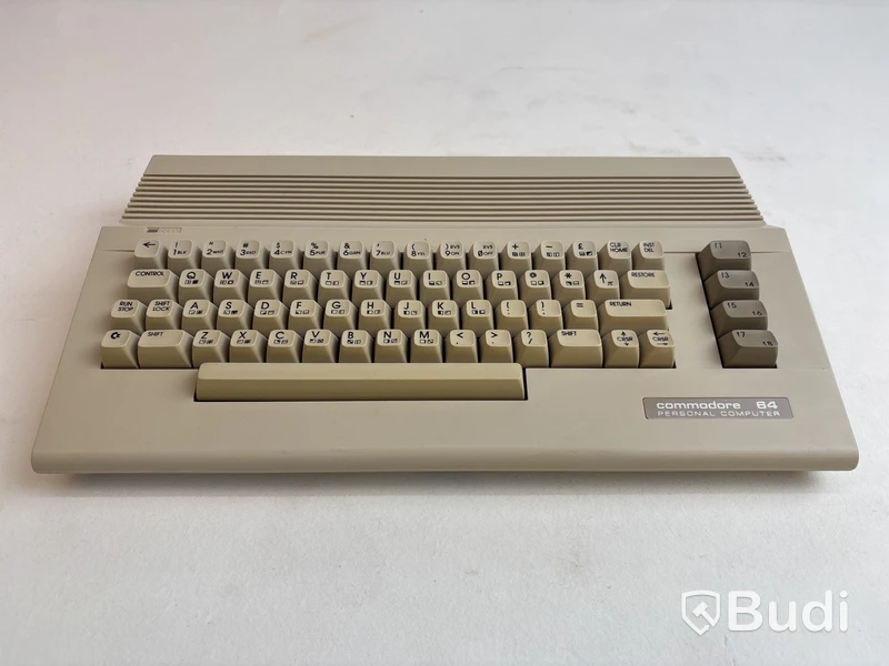 Dator Commodore 64C PC inkl. Commodore 1541 diskette och Commodore Datasette