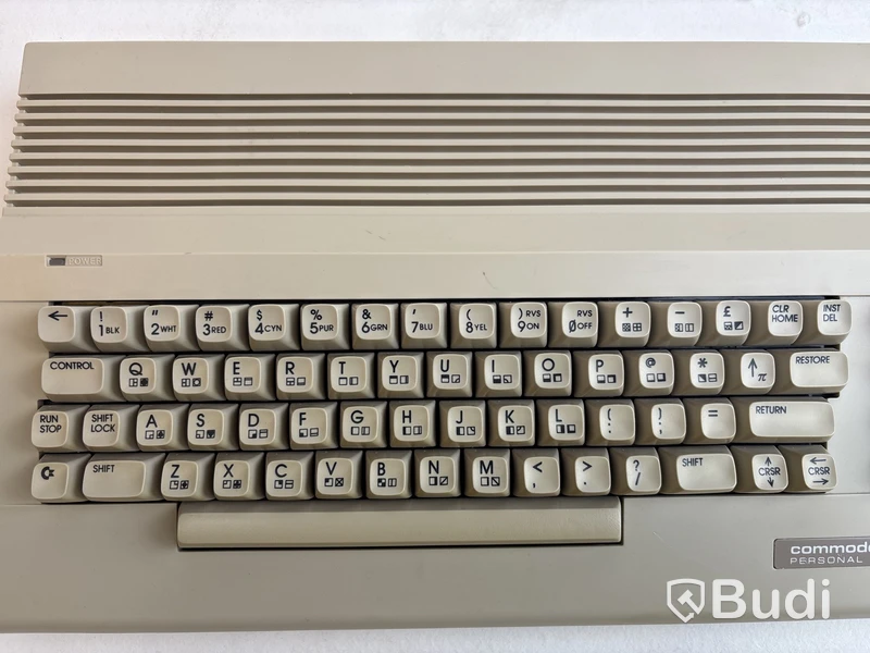 Dator Commodore 64C PC inkl. Commodore 1541 diskette och Commodore Datasette