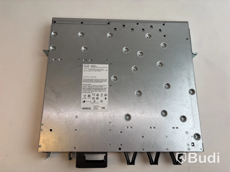 Switch Cisco Catalyst C9300-24P