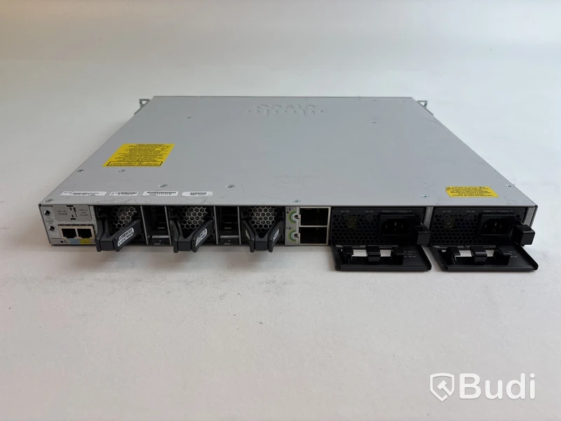 Switch Cisco Catalyst C9300-48P