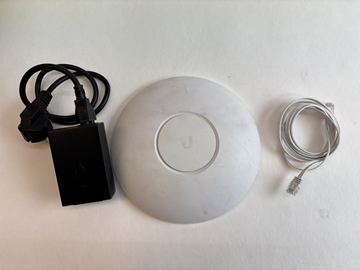 Accesspunkt Ubiquiti AP AC Pro inkl. 48V PoE injektor