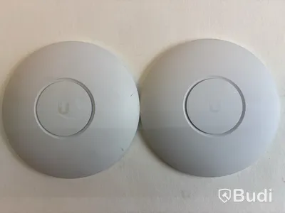 2 st. Accesspunkter Ubiquiti AP AC Pro inkl. 48V PoE injektor