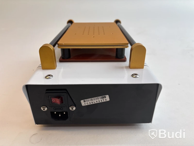 Vakuum LCD Separator M-Triangle