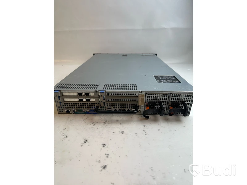 Server Dell PowerEdge R710. OBS! Inget OS.