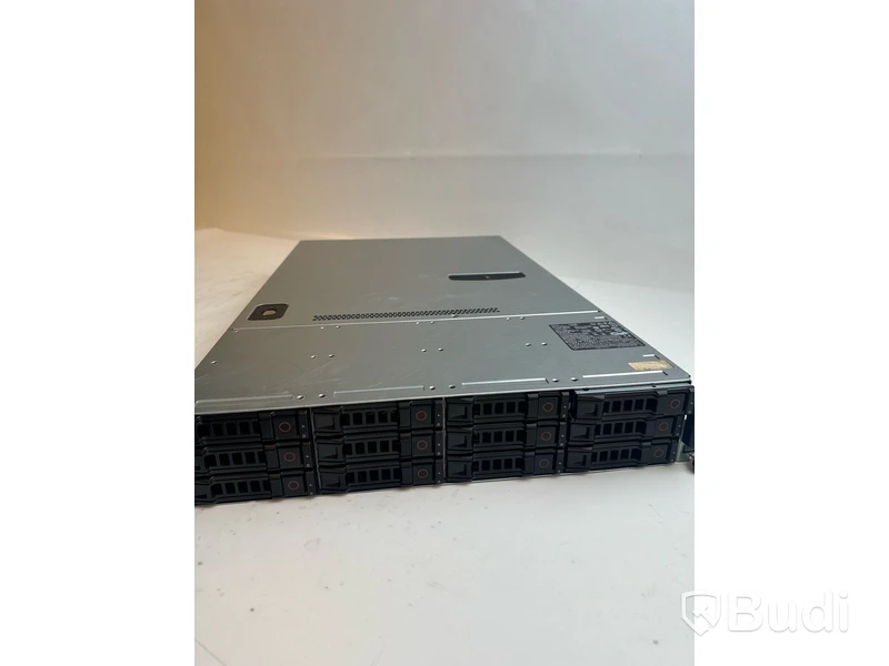 Server Dell PowerEdge C2100. OBS! Inget OS.