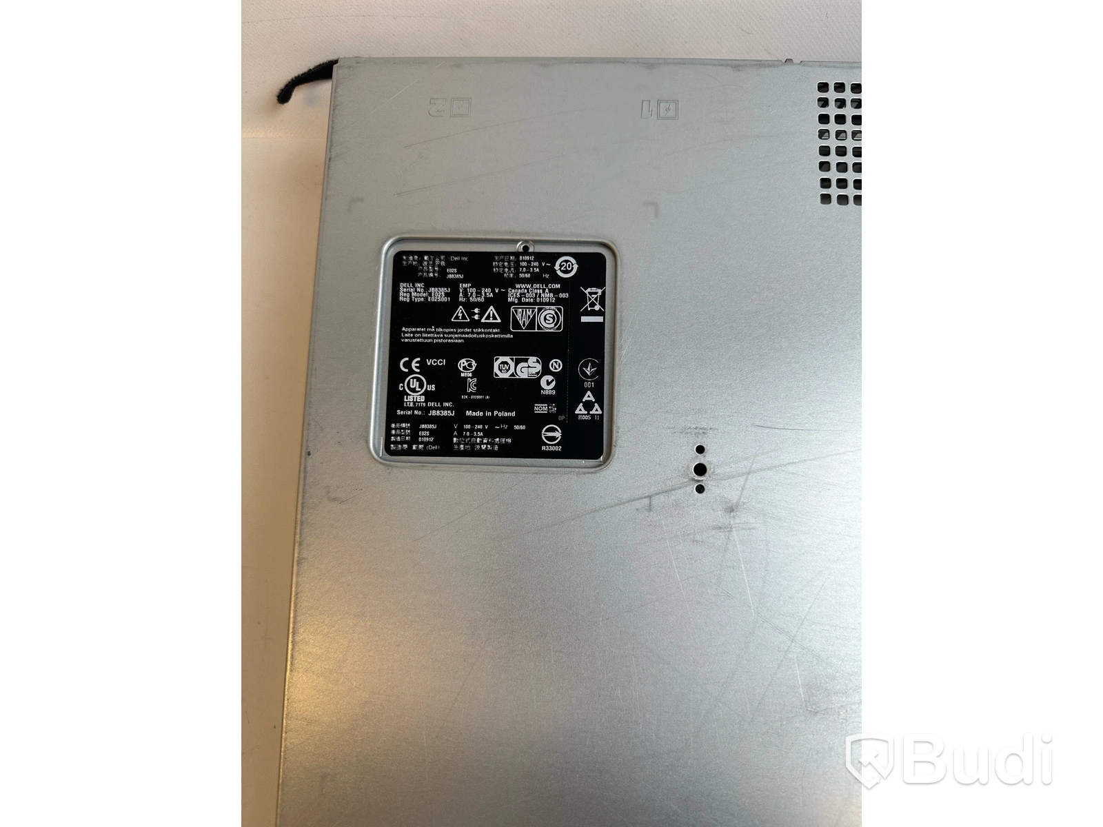 Server Dell PowerEdge R710. OBS! Inga hårddiskar.