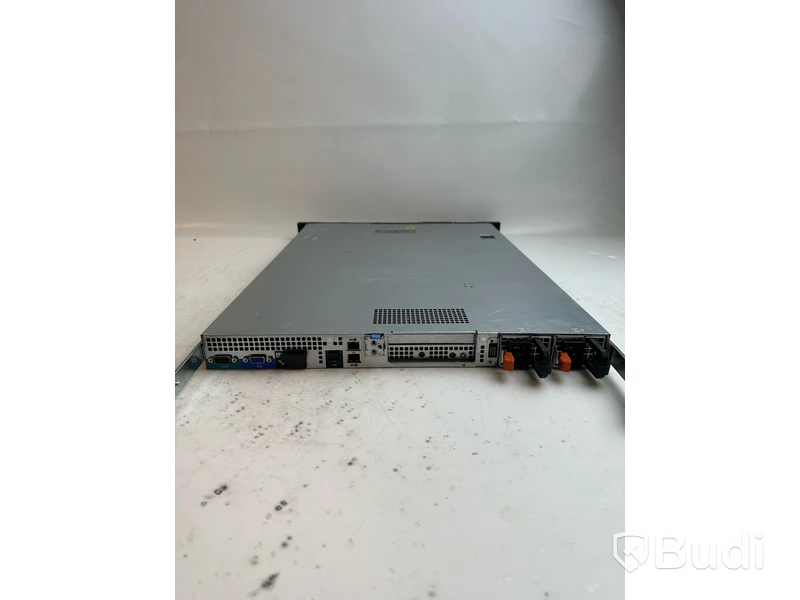 Server Dell PowerEdge R410. OBS! Inget OS.