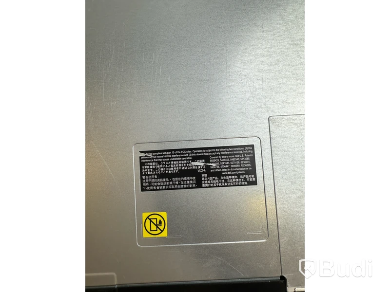 Server Dell PowerEdge R410. OBS! Inget OS.