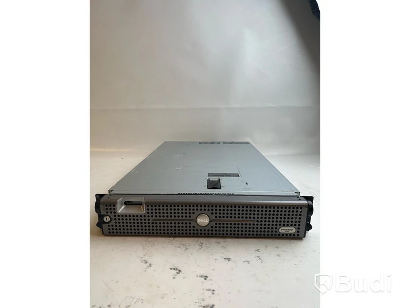 Server Dell PowerEdge 2950. OBS! Inget OS.