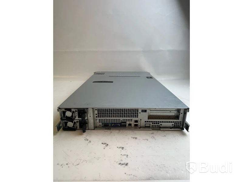 Server Dell PowerEdge C2100. OBS! Inget OS.