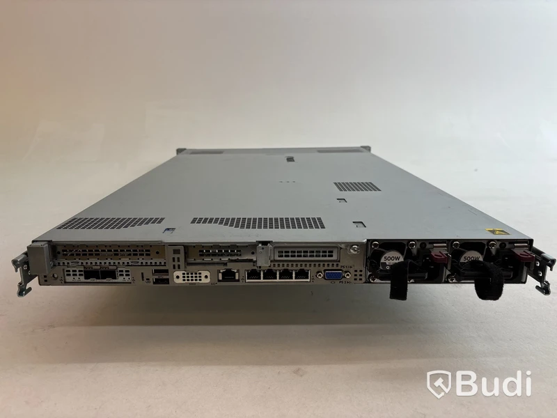 Server HPE ProLiant DL360 Gen10. OBS, inget OS