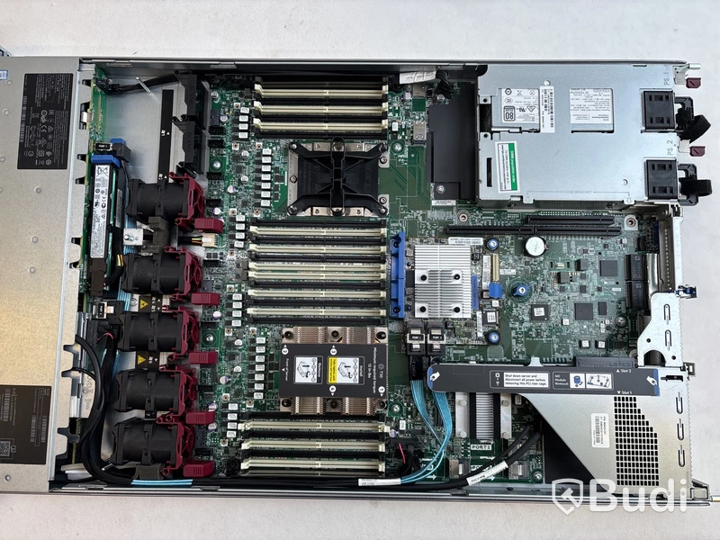 Server HPE ProLiant DL360 Gen10. OBS! Ej funktionstestat